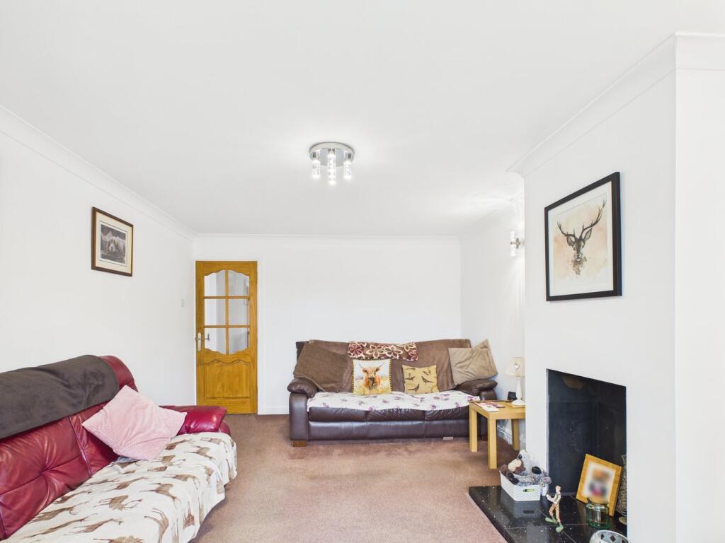 Brackendale Drive, Walesby, Newark, NG22 photo 4