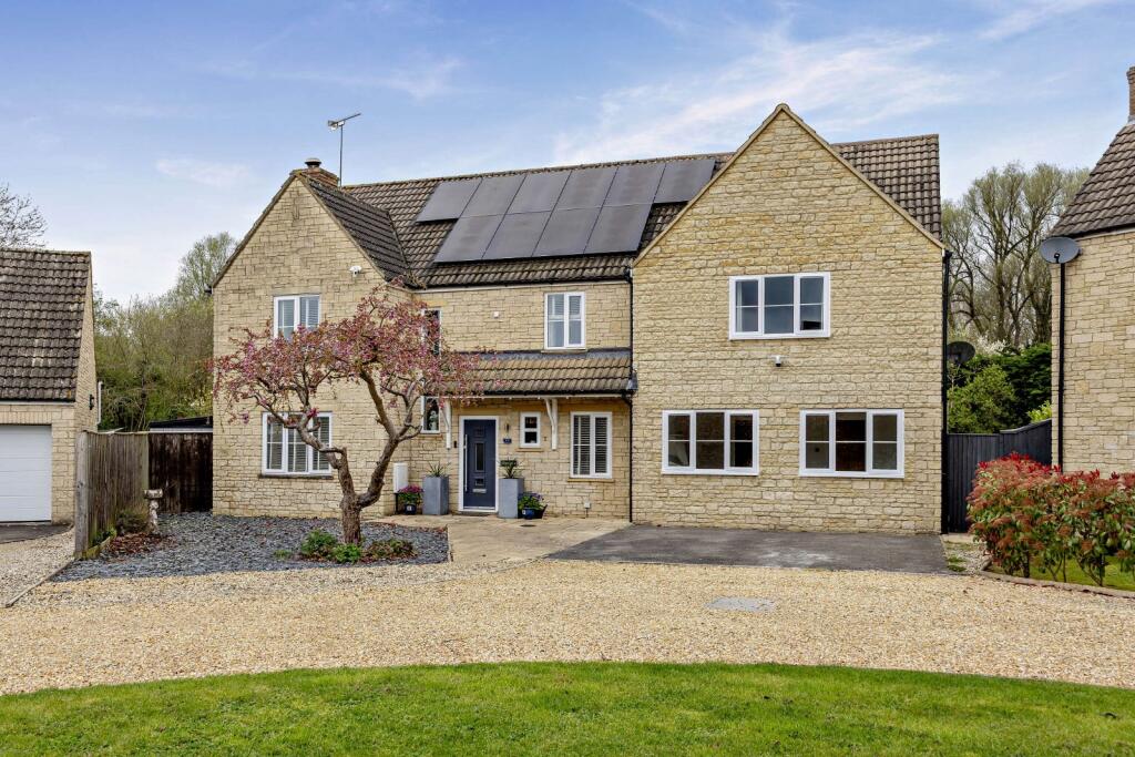 Main image of property: Perrinsfield, Lechlade, Gloucestershire, GL7