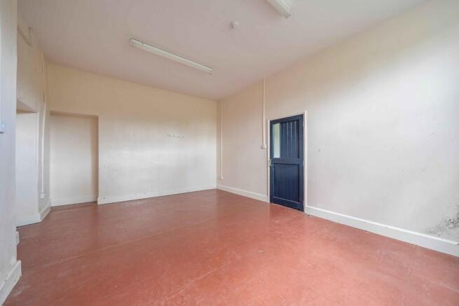 Third hall differ...