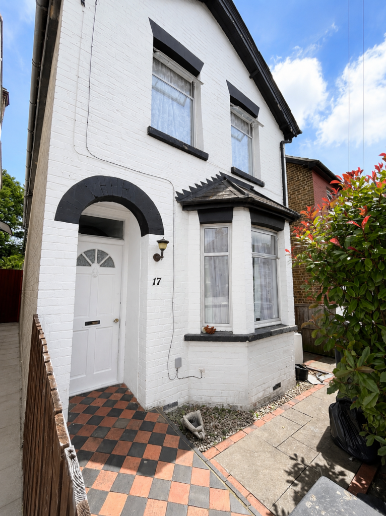 Main image of property: King Edward St, Slough SL1