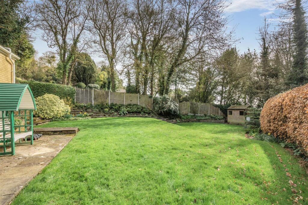 The Platt, Sutton Valence - More