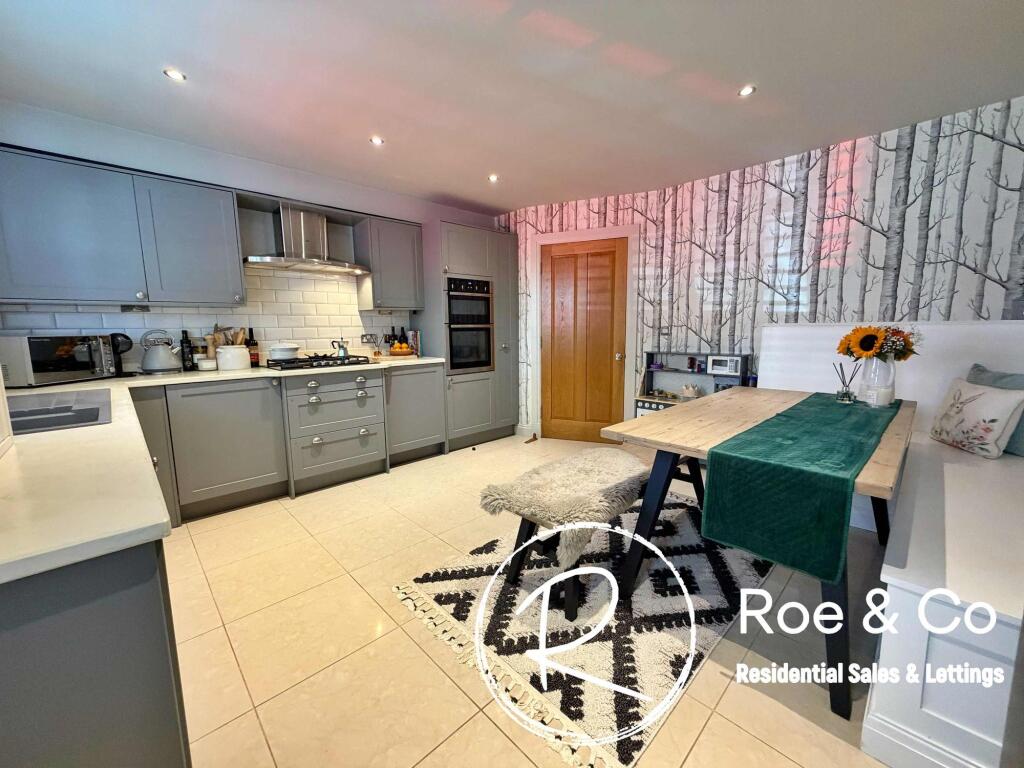 Dunscar Grange, 515 Darwen Road, Bromley Cross, BL7 photo 4