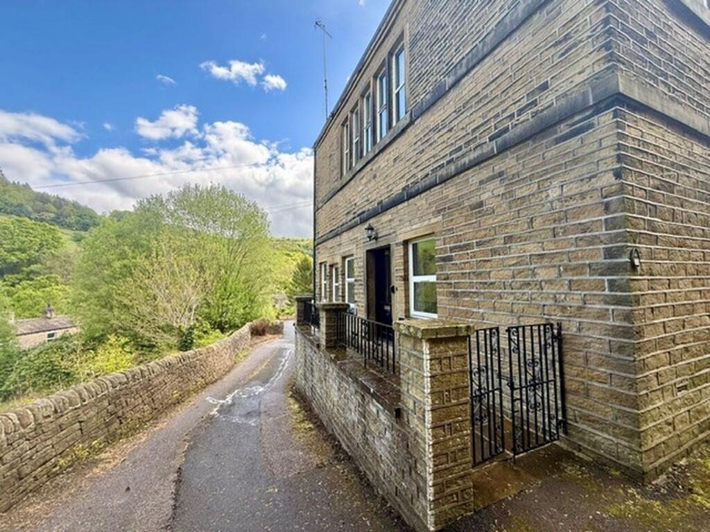 Main image of property: 23 Booth Hill, Luddenden, Halifax, West Yorkshire, HX2 6TH