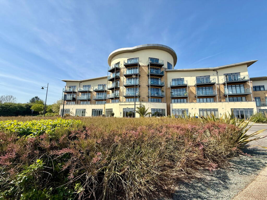Main image of property: Windsor Esplanade, Cardiff, CF10 5BG