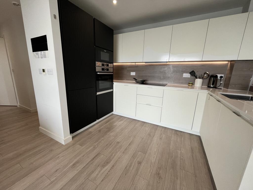 Apartment in London, Woodberry Down, Stoke Newington - View 3