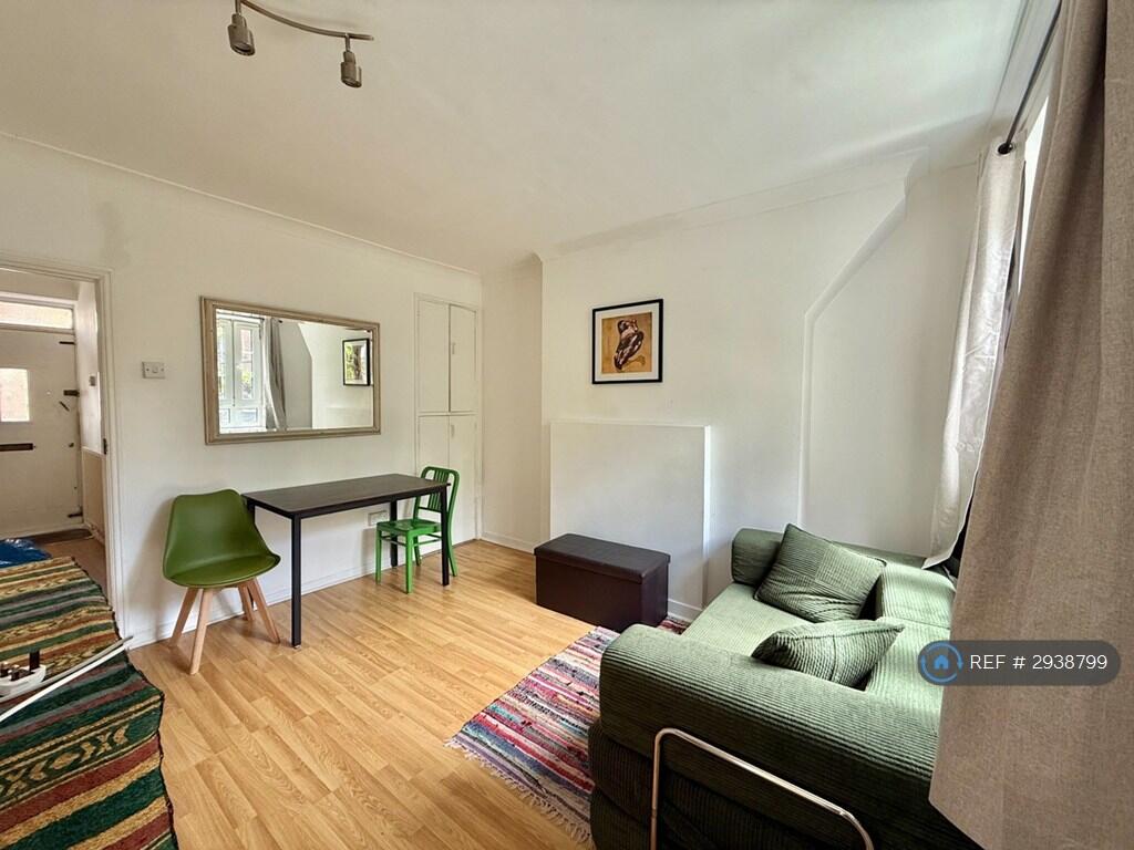 Main image of property: Batson House, London, E1