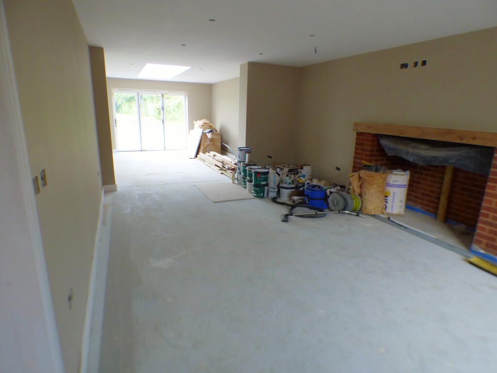 Hawthorn Cottage, Mellis Road, Yaxley - View 2