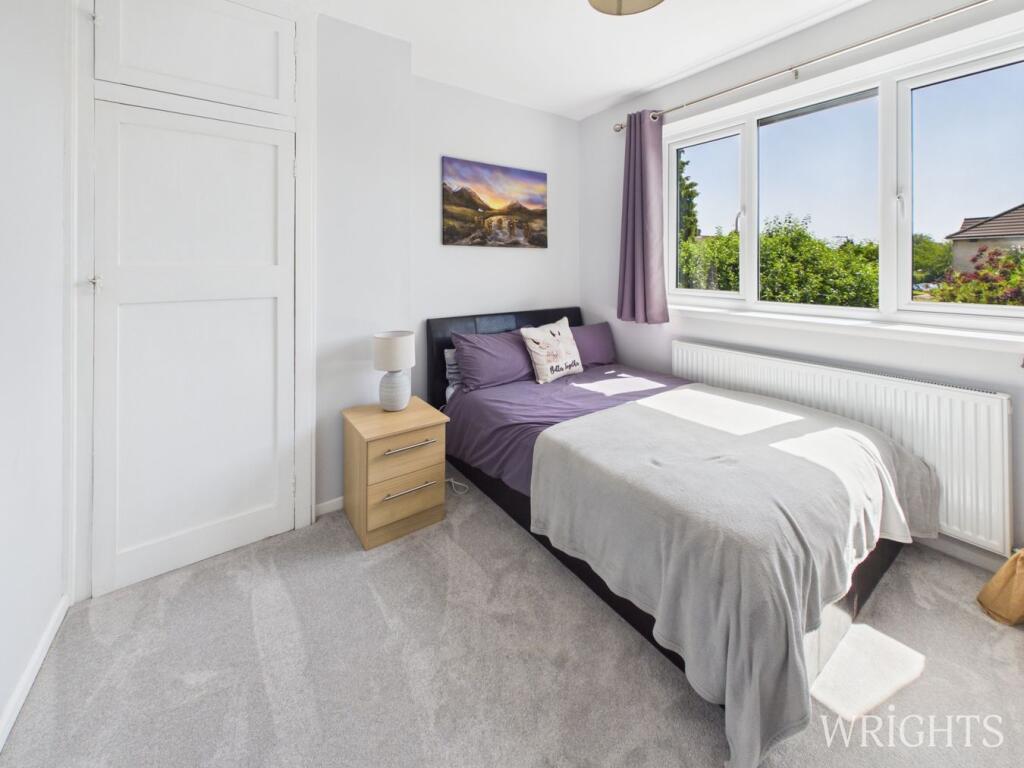 House in Hatfield, Birchwood - More