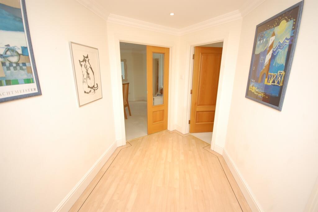 Apartment in Bournemouth - View 3