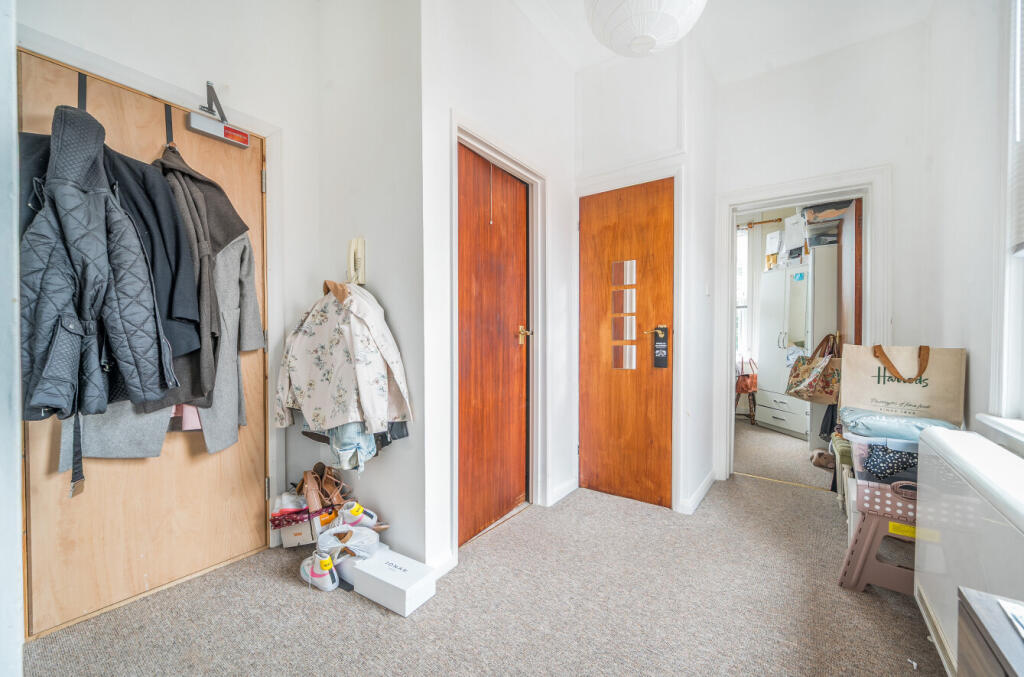 Apartment in Brighton - View 5