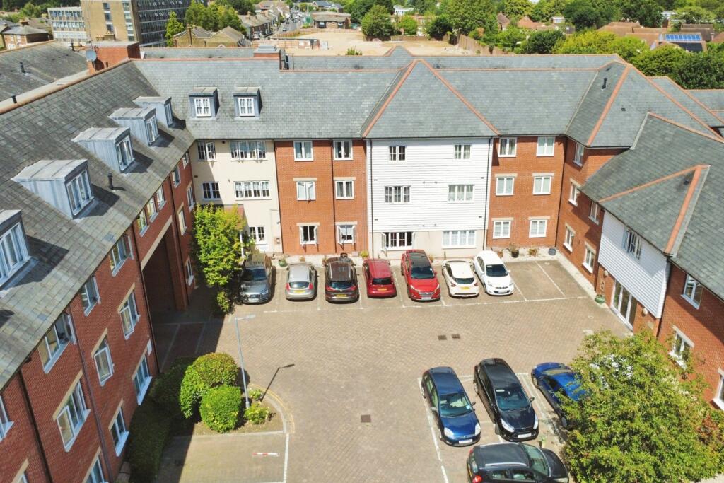 Main image of property: Ongar Road, Brentwood, Essex, CM15