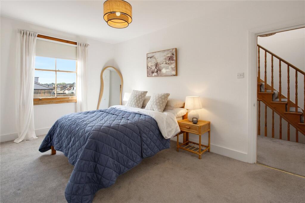 Apartment in London - View 4