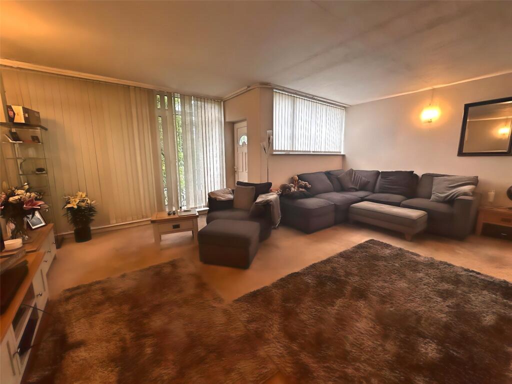 Portland Close, Hazel Grove, Stockport, Greater Manchester, SK7 photo 4