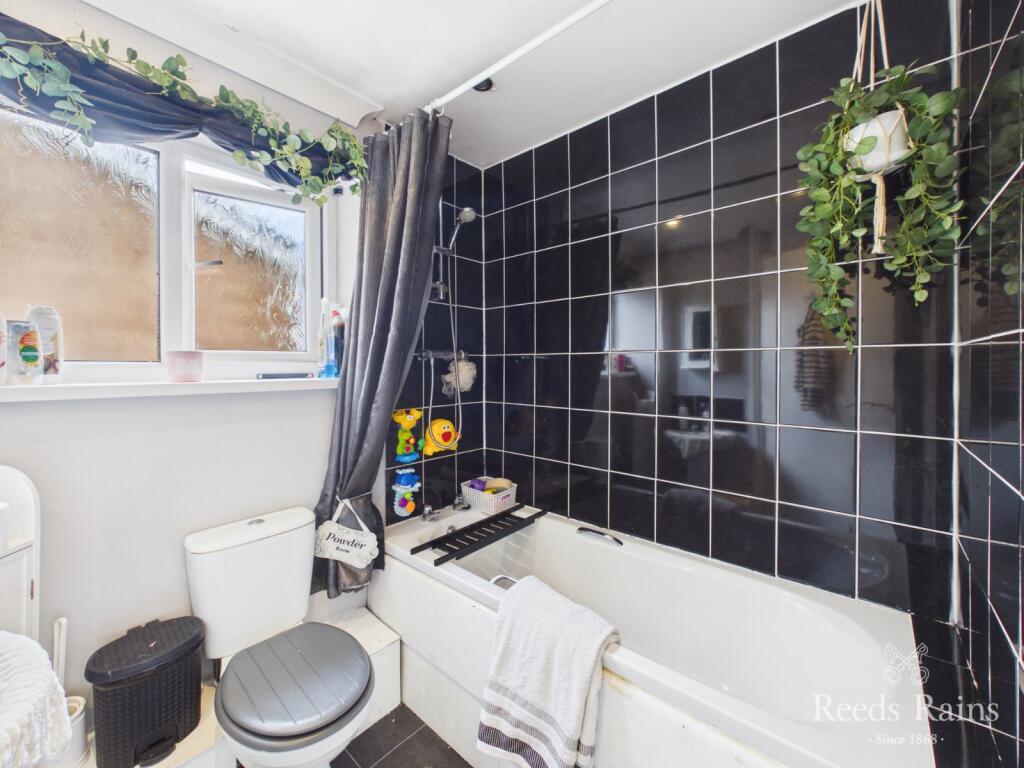Marwood Square, Stockton-on-Tees, Durham, TS19 photo 4
