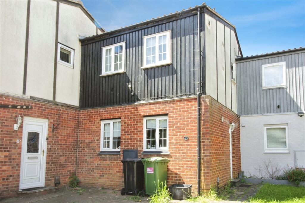 Main image of property: Oakdene Road, Pitsea, Basildon, SS13