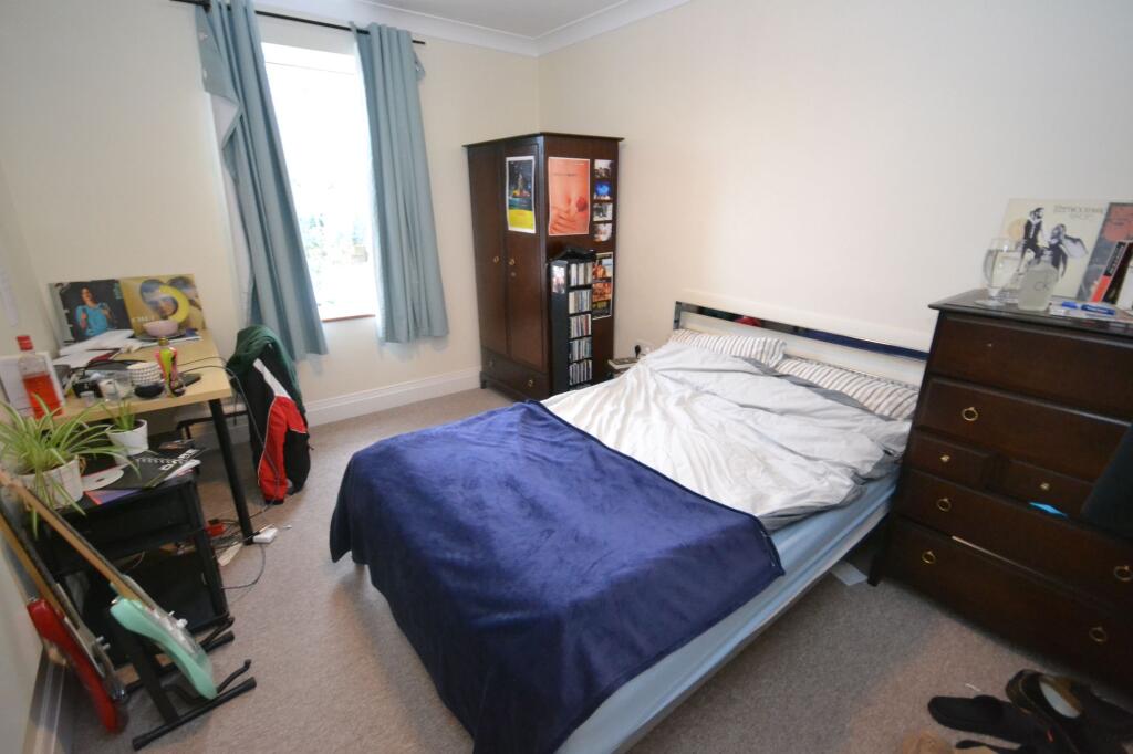 Main image of property: Erleigh Road, Reading, RG1