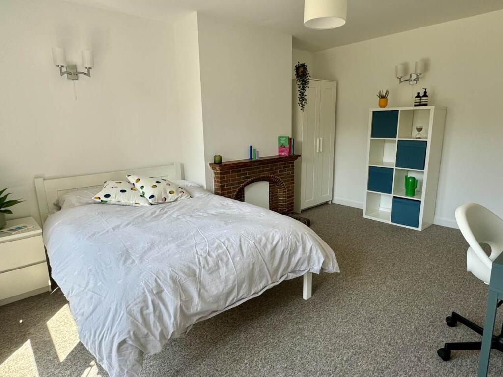 Ridgeway , Exeter,