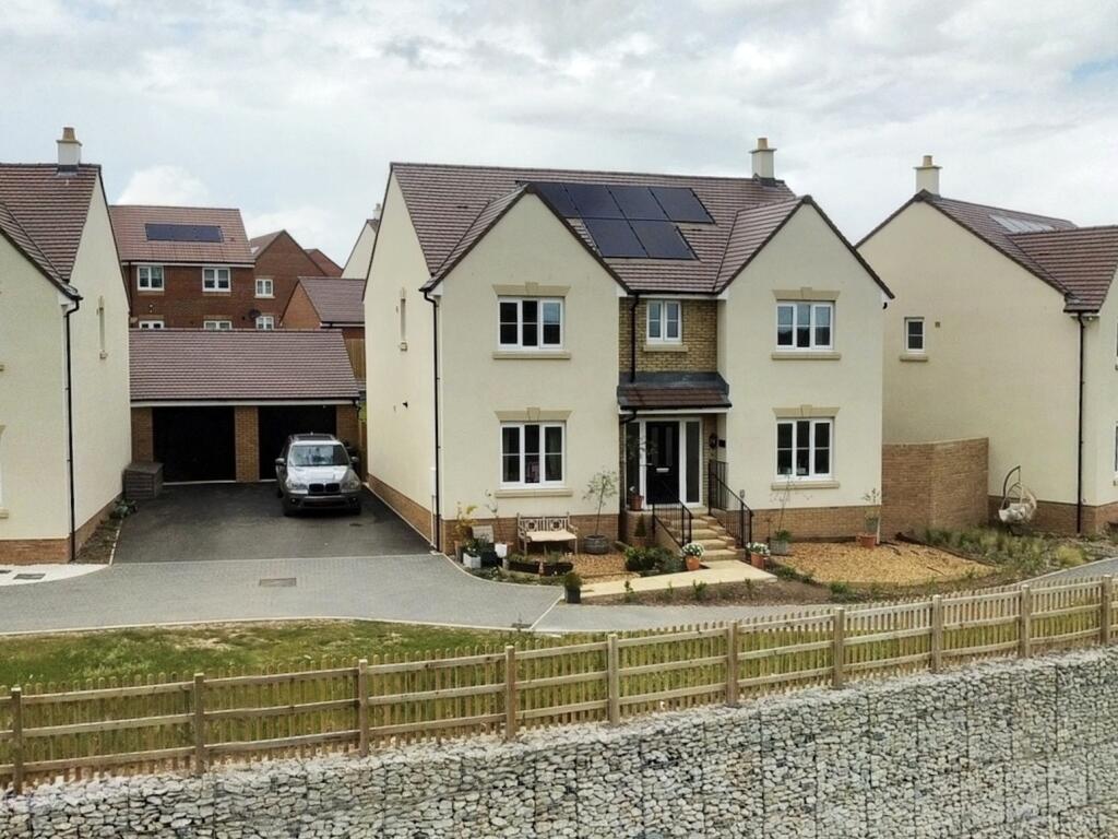 Main image of property: Pomona Close, Rumwell