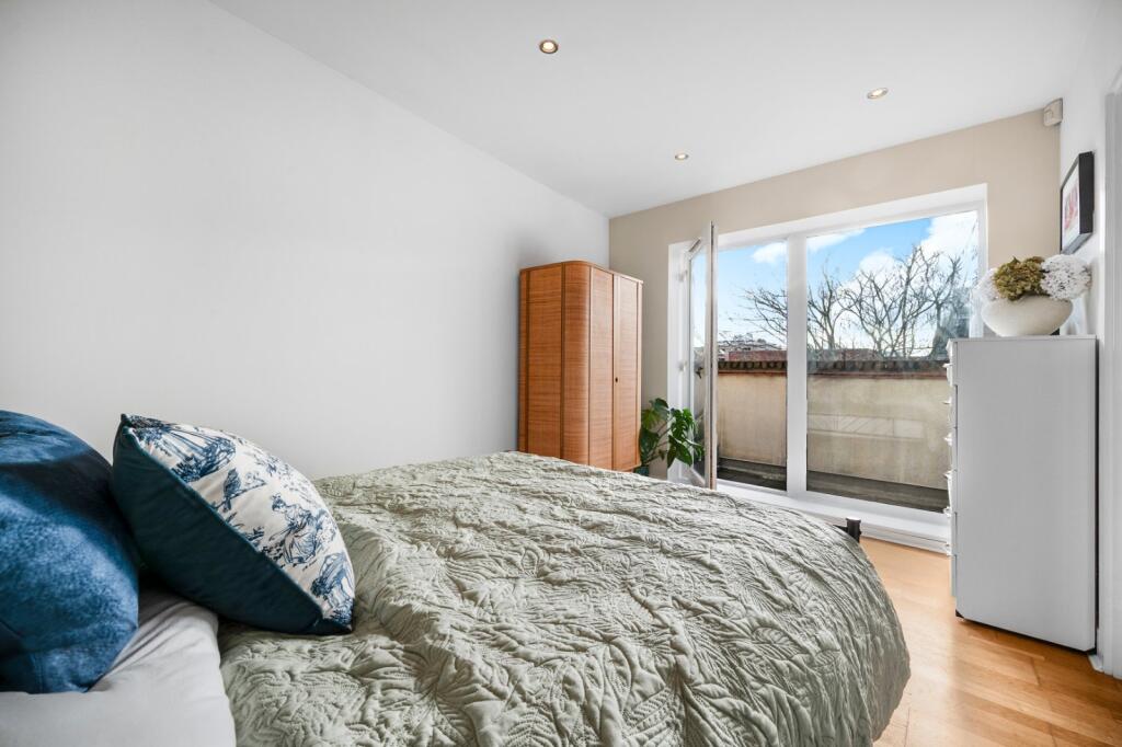 Apartment in London, Old Ford, Bow - More