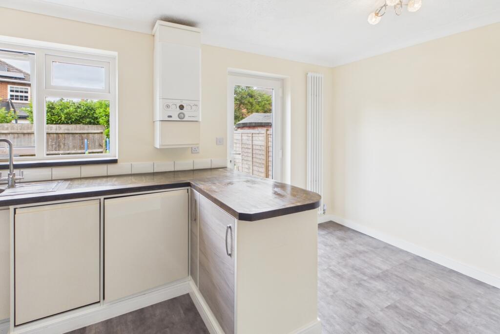 Daniels Gate, Spalding, Lincolnshire, PE11 - View 6