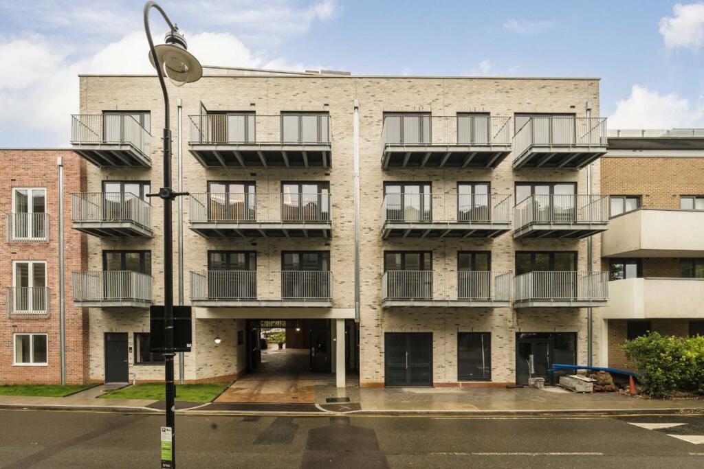 Main image of property: Warwick Road, Ealing