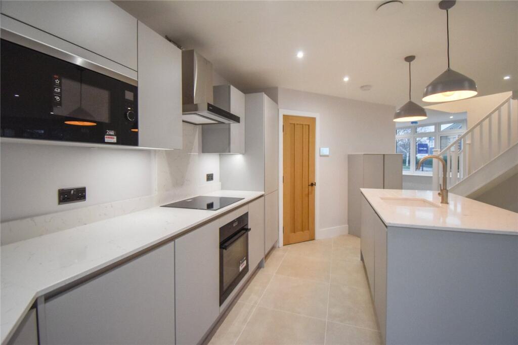 House in Cambridge, Romsey - View 3