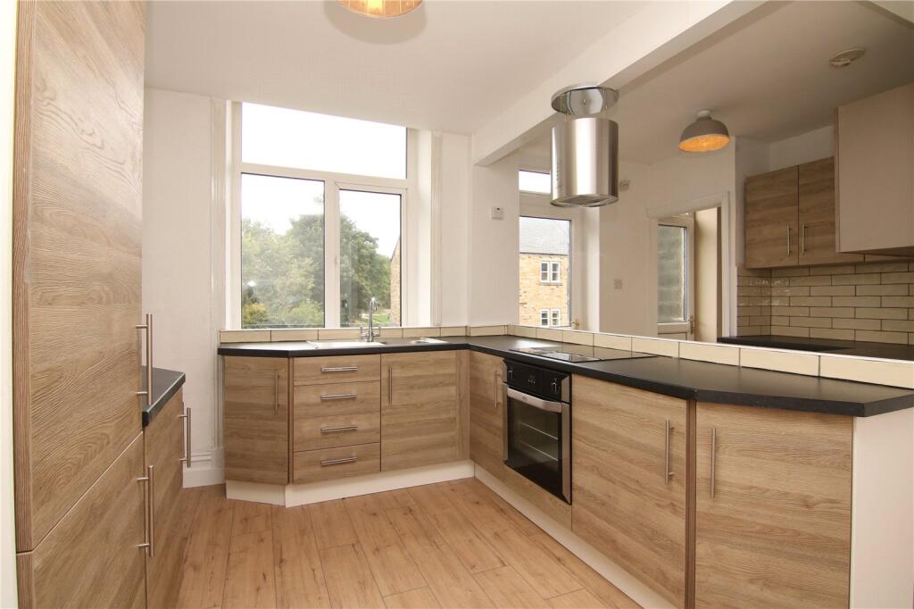 House in Bradford - View 3