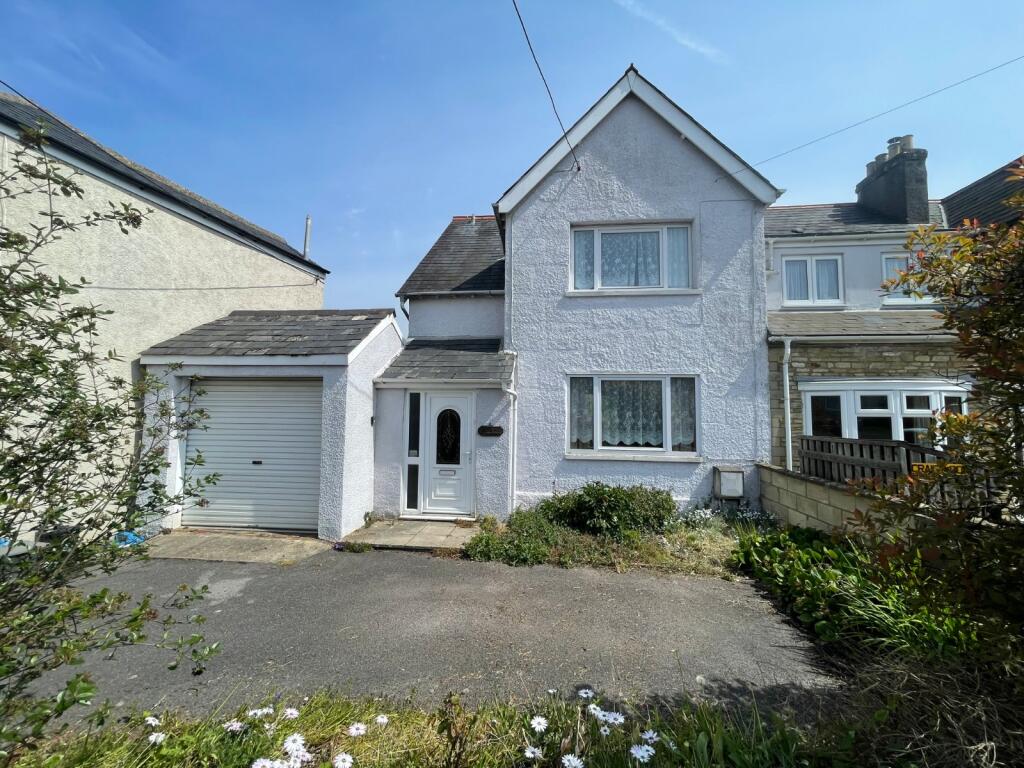Main image of property: Siddington Road, Cirencester, Gloucestershire, GL7