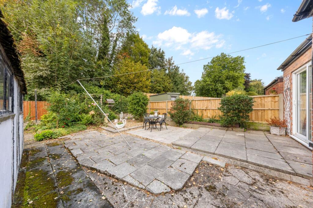 House in Warrington, Woolston Grange, Woolston - View 4