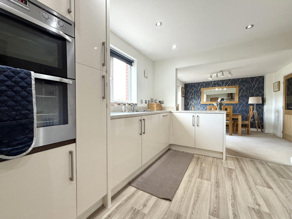 Llys Y Coed, Cwmbach, Aberdare, Rhondda Cynon Taf - View 6