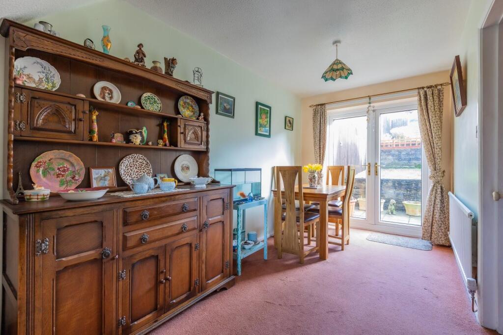 House in Rhiwderin, Pentre-Poeth, Graig - More