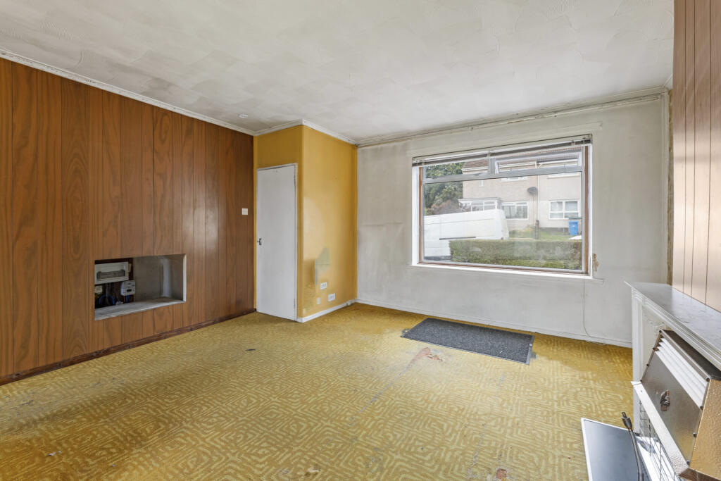 Woodside Avenue, Thornliebank photo 2
