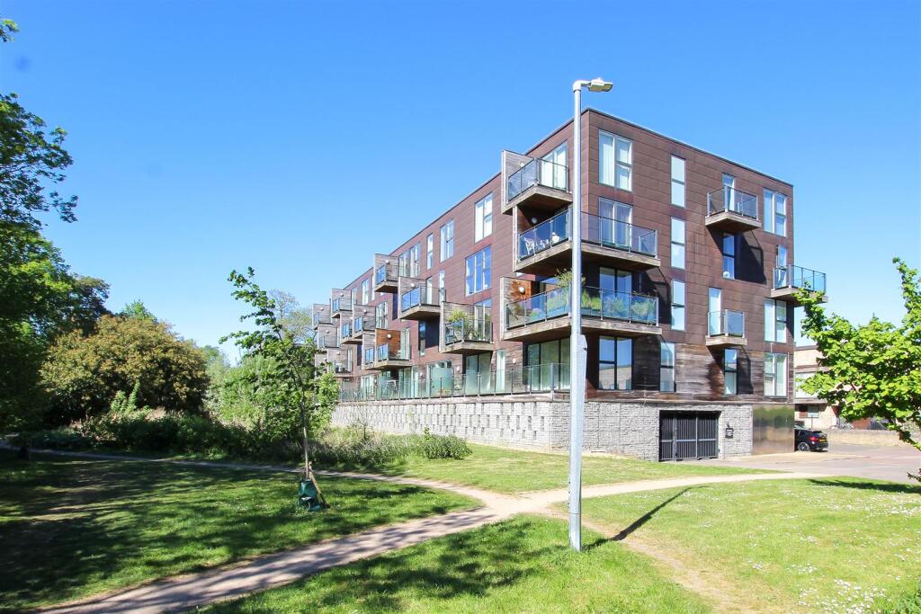 Main image of property: Kingfisher Way, Cambridge