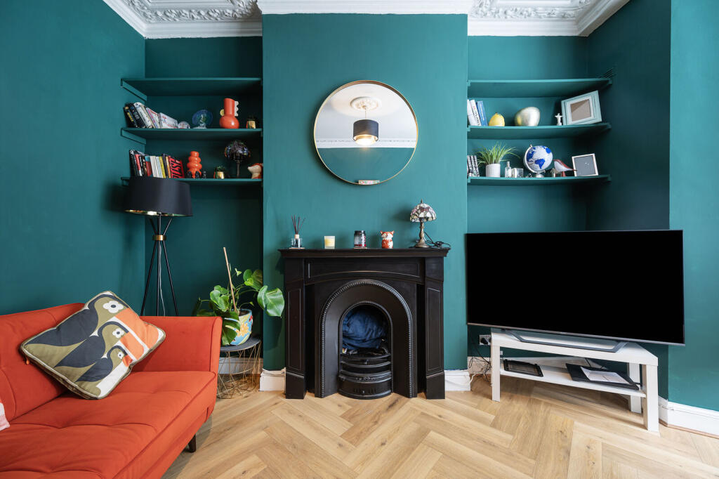 Apartment in London - More