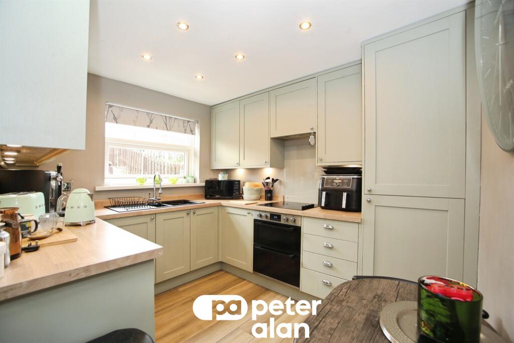 House in Pontllanfraith, Caerphilly - View 2