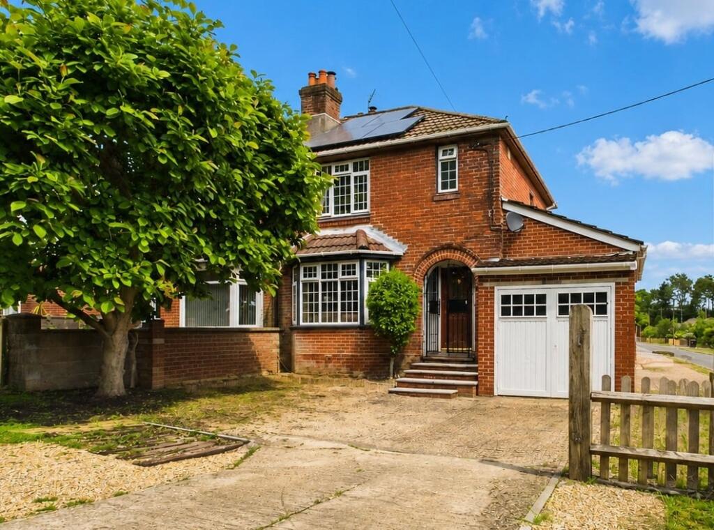 Main image of property: Upper Northam Drive, Hedge End, Southampton, SO30