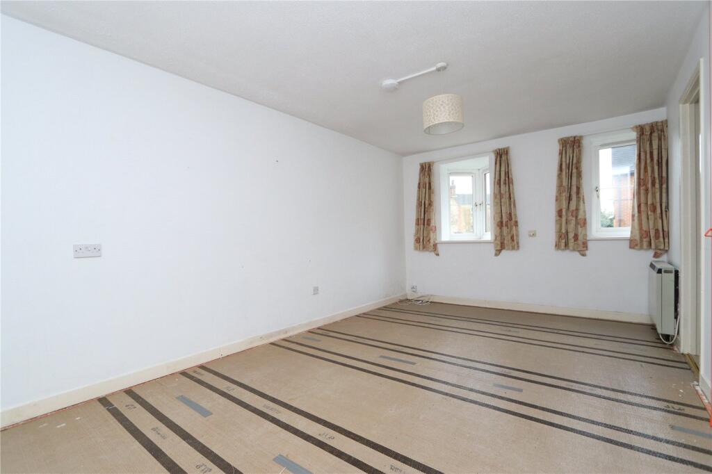 Aspley Court, Woburn Road, MK17 photo 4