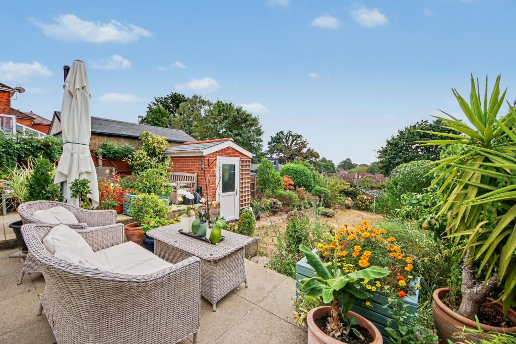 House in Southampton - View 4