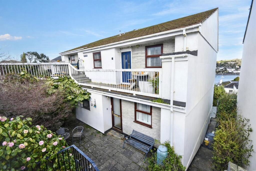 Main image of property: FALMOUTH