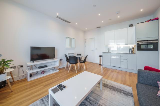 Main image of property: Bath Road, Slough