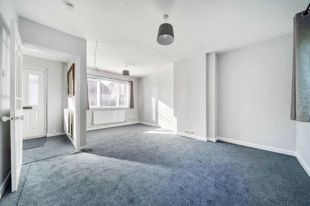 House in Southampton - View 5