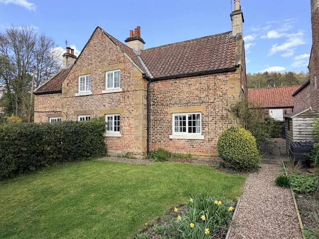 Main image of property: Felixkirk