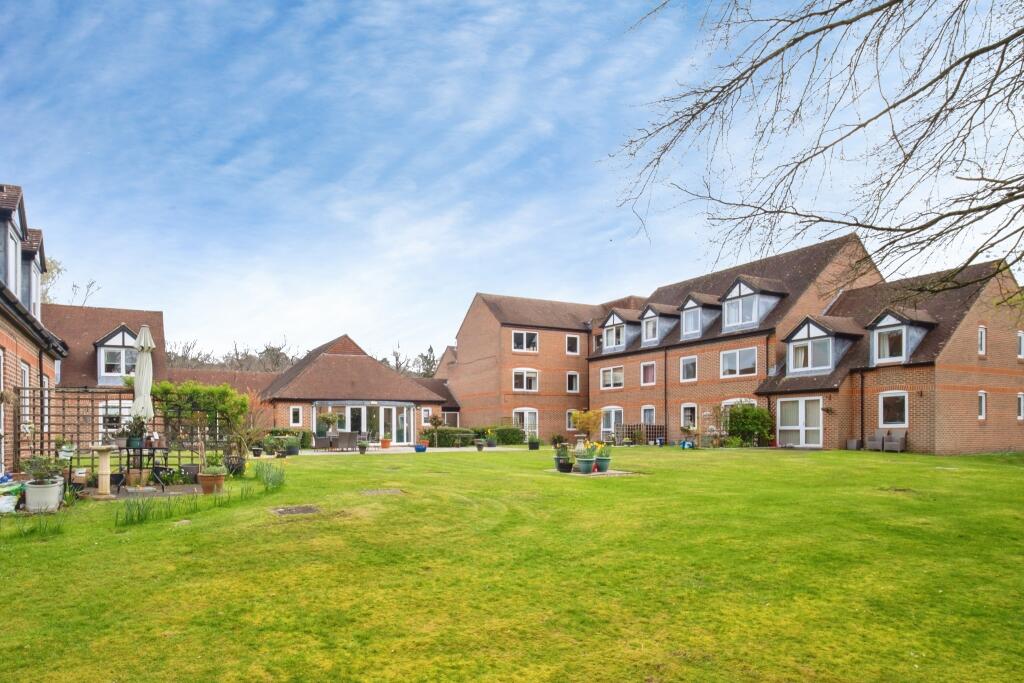 Main image of property: High Street, Sandhurst, GU47