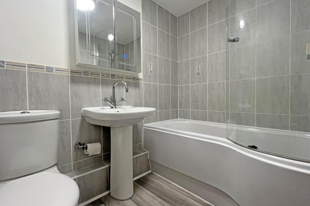 Apartment in Brighton - View 4