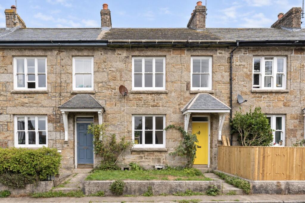 2 bedroom terraced house in Gulval, great location, first time buyer