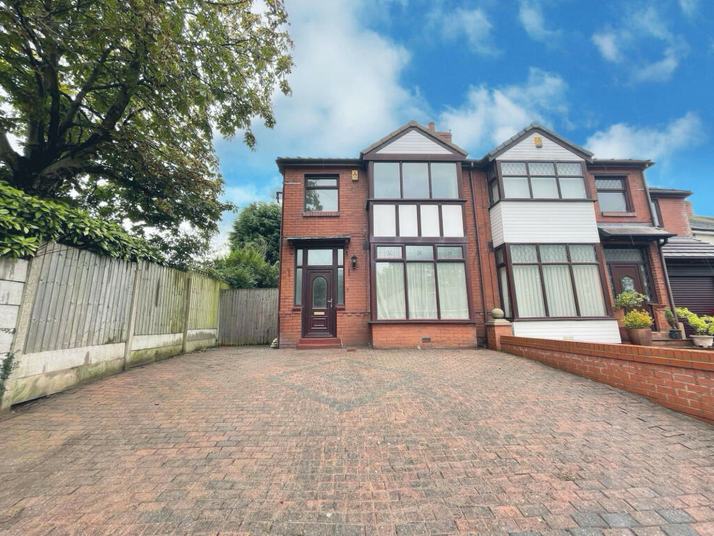 3-bed semi-detached on Woodland Avenue,  Thornton, FY5, £155,000
