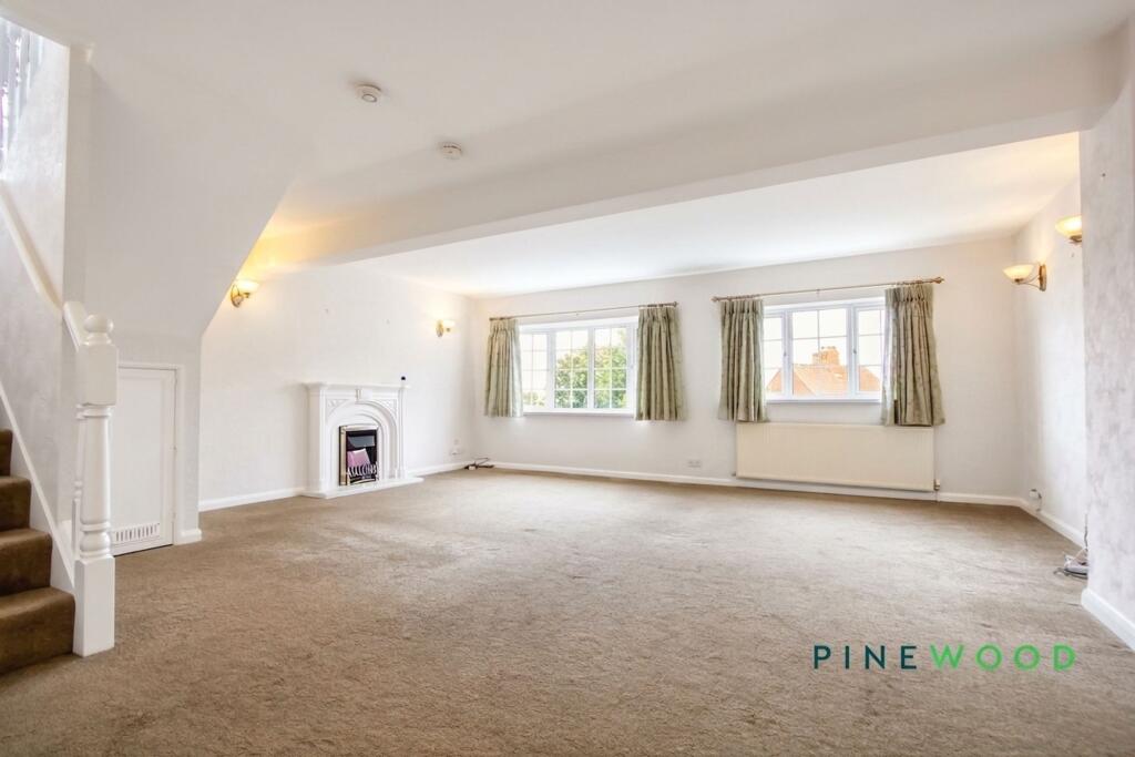 House in Sheffield - View 5