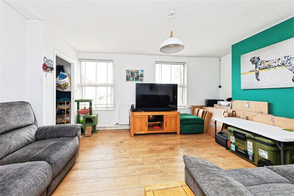 Main image of property: Kings Road, Aylesham, Canterbury, Kent, CT3