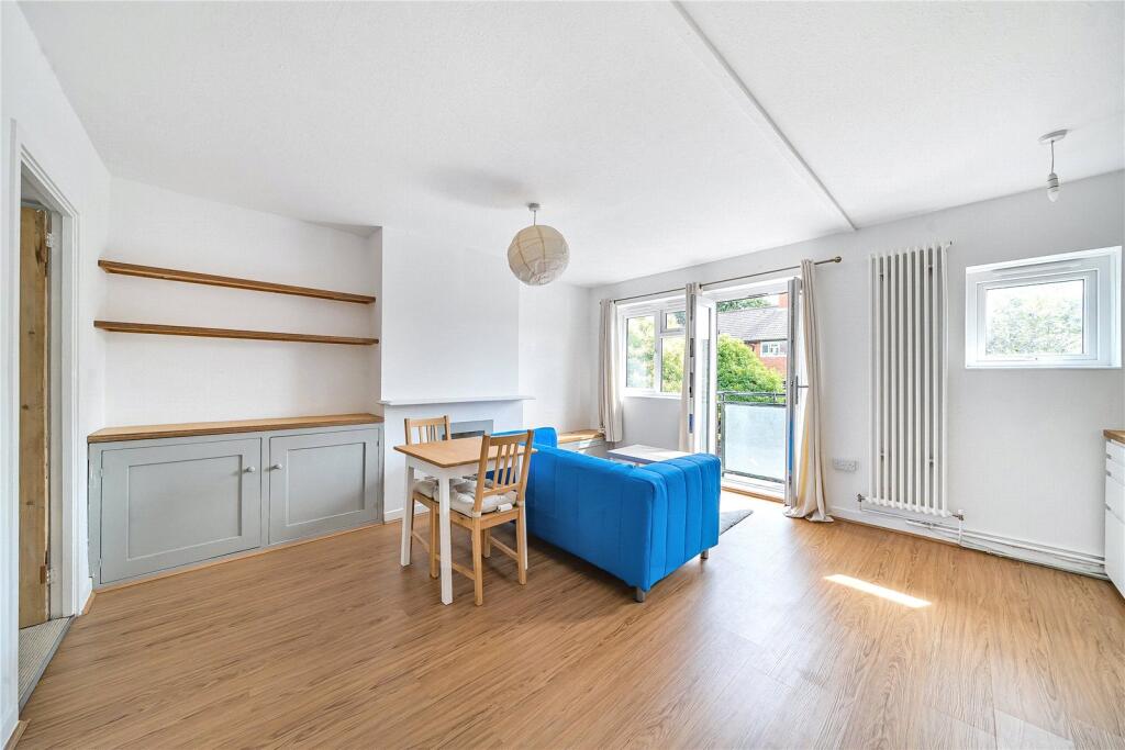 1-bed flat on Fairfax Road, Harringay, London, N8, £280,000