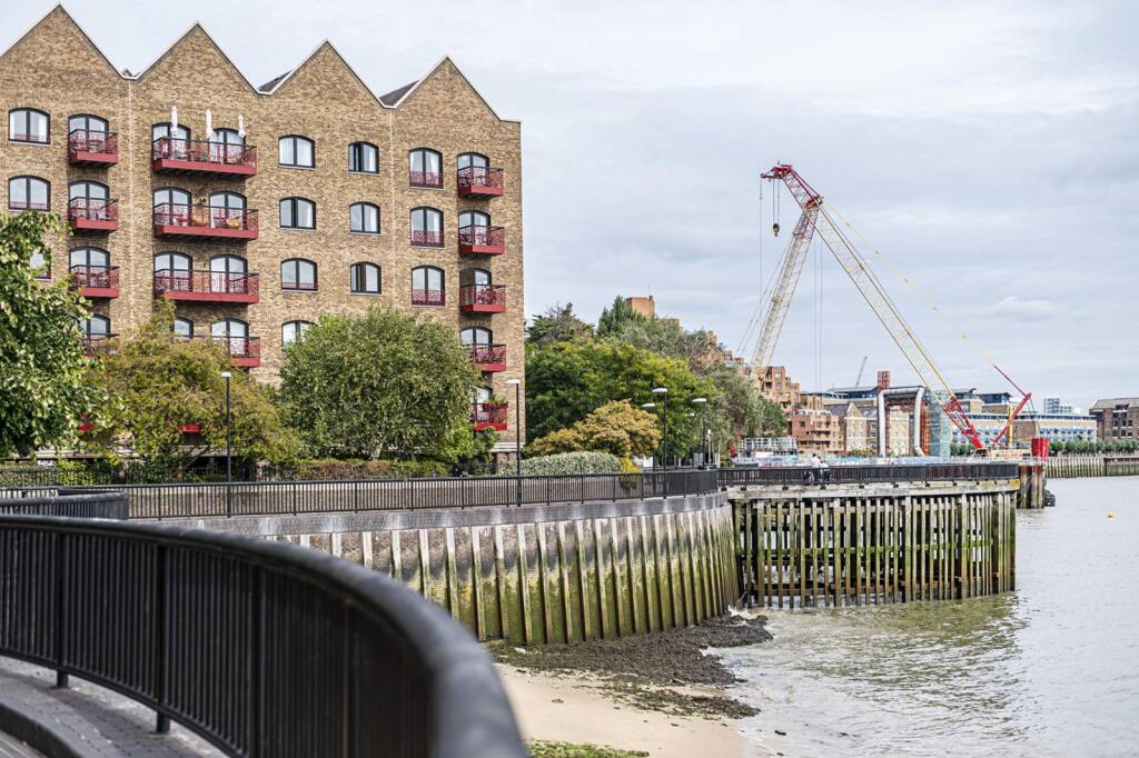 Main image of property: Trafalgar Court, Wapping, London, E1W